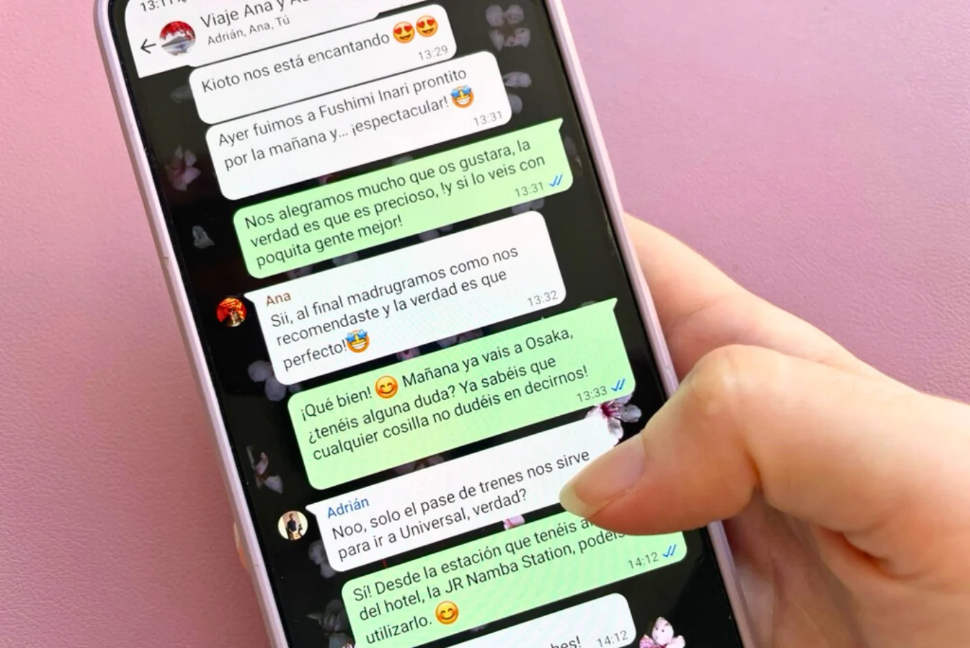 Asistencia por Whatsapp de Oasia Viajes a clientes que están en Japón con su viaje personalizado.